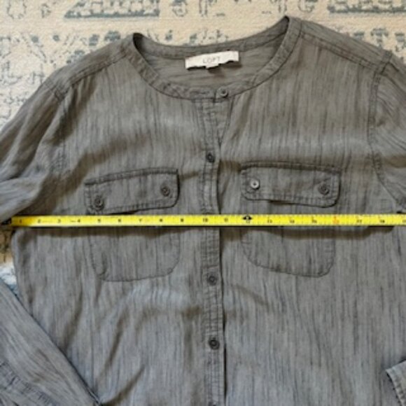 🧡3/15 NWOT LOFT Gray Linen Blend Long Sleeve Shirt Women's M - Picture 5 of 11